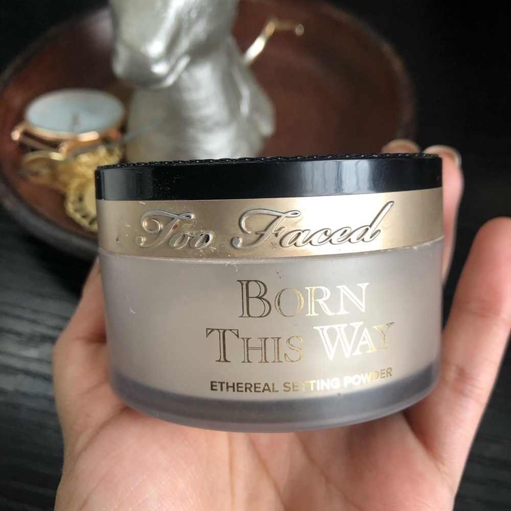 Too Faced Etheral setting powder